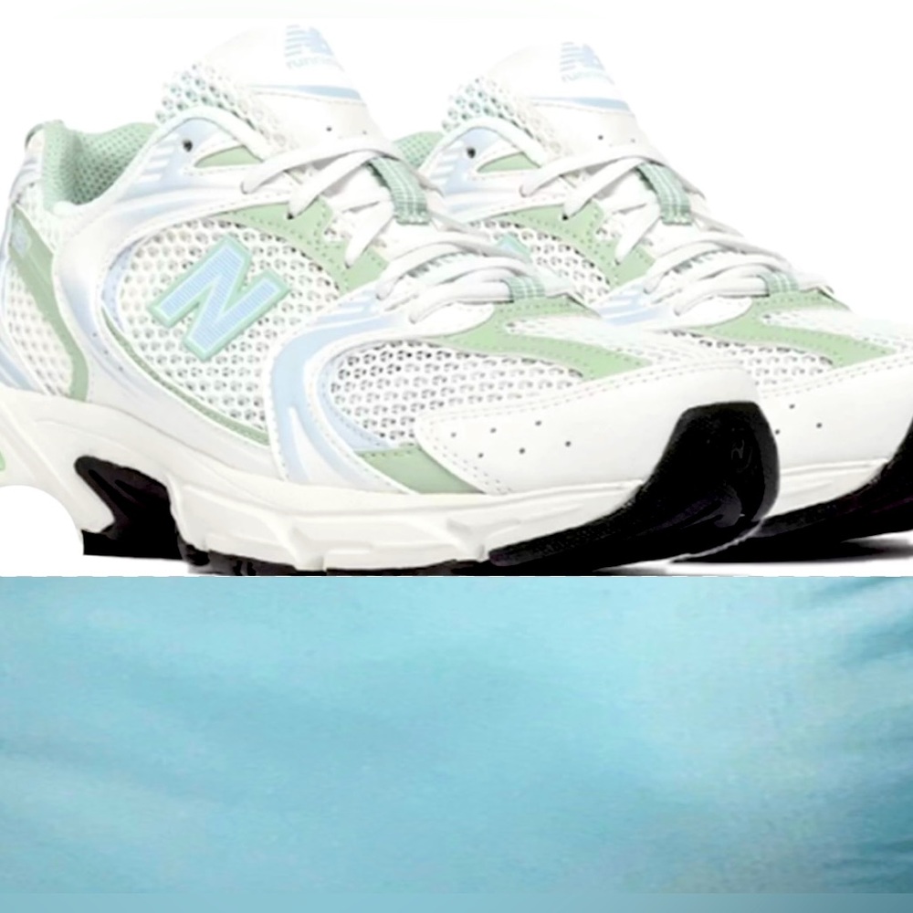 New Balance Women's White and Light Green Running Sneakers